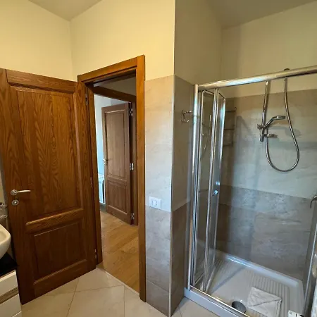 Maison Linda - Ponte Milvio Apartment *